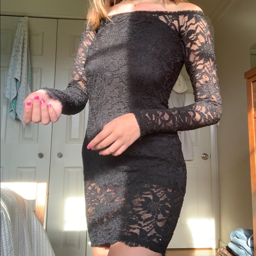Black lace dress only worn once great condition